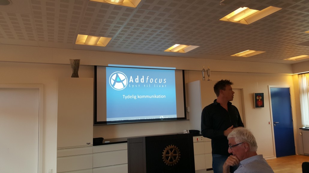 Allan Olesen fra Addfocus besøger Hadsten Rotary Klub