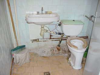 Toiletforholdene på det lokale hospital i Kupiskis