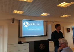 Allan Olesen fra Addfocus besøger Hadsten Rotary Klub